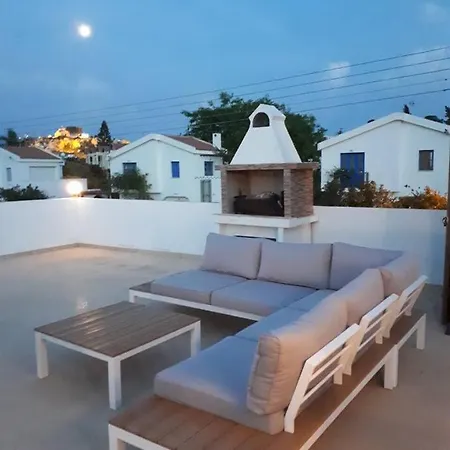 Apartment Profitis Elias Penthouse Apt. Near The Sea *